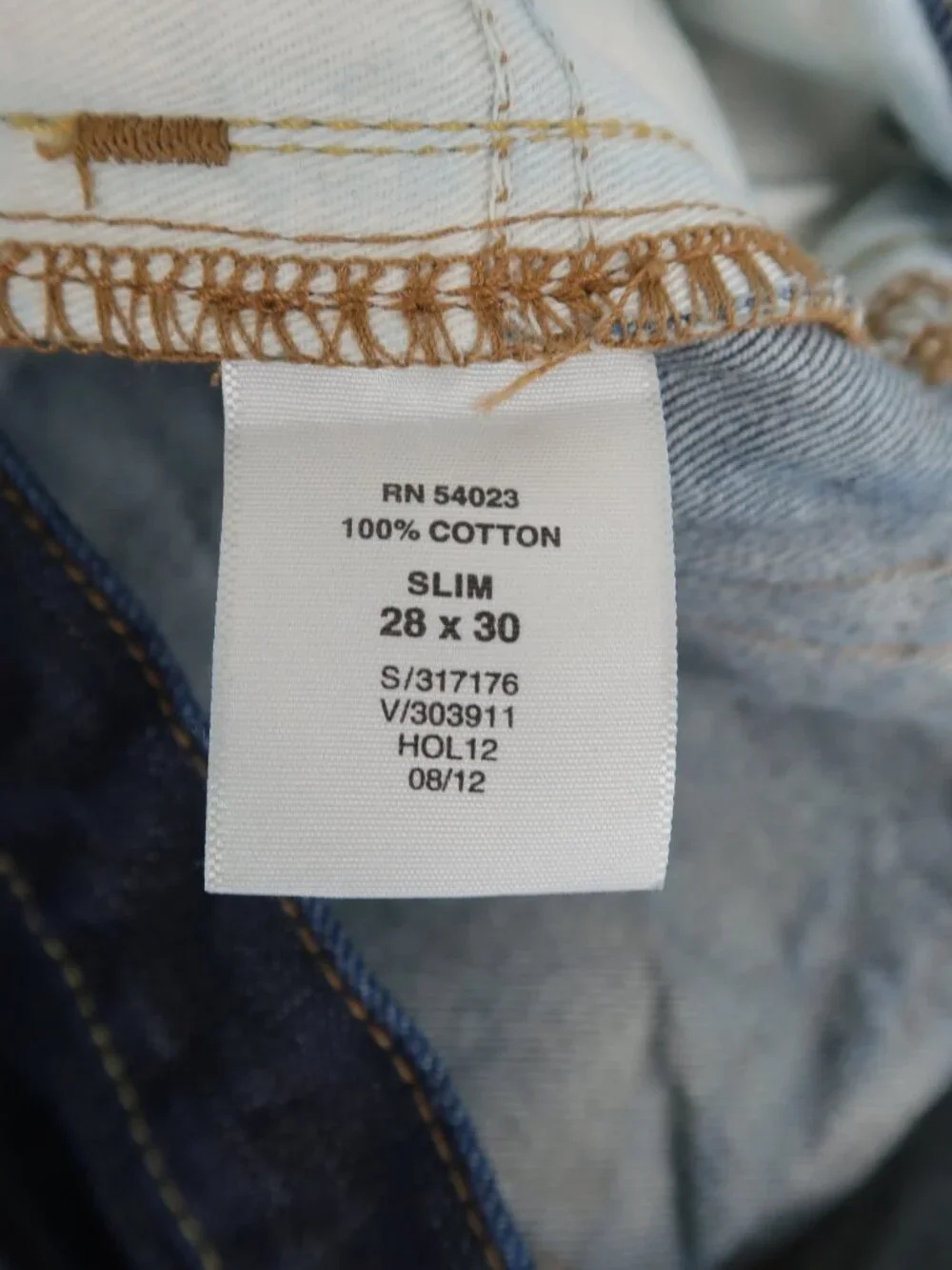 GAP slim fit